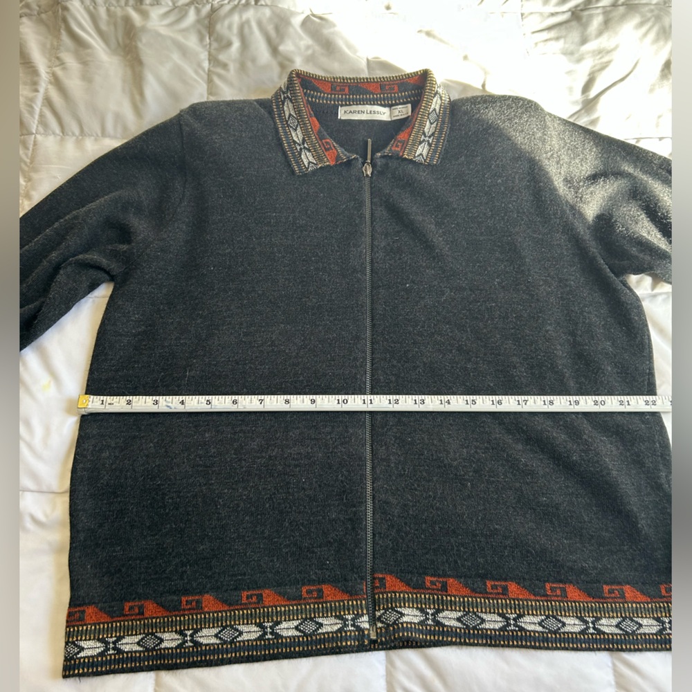 Gray Zip-Up Sweater With Patterned Trim - image 4